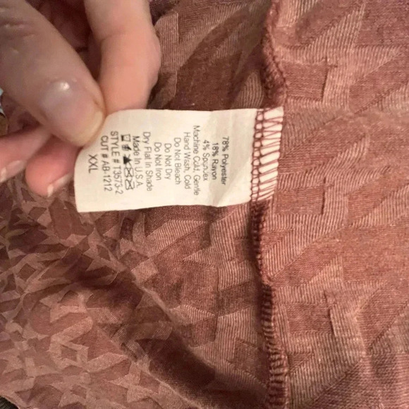 ~Zig Zag~ Top - 2XL - Picture 7 of 7